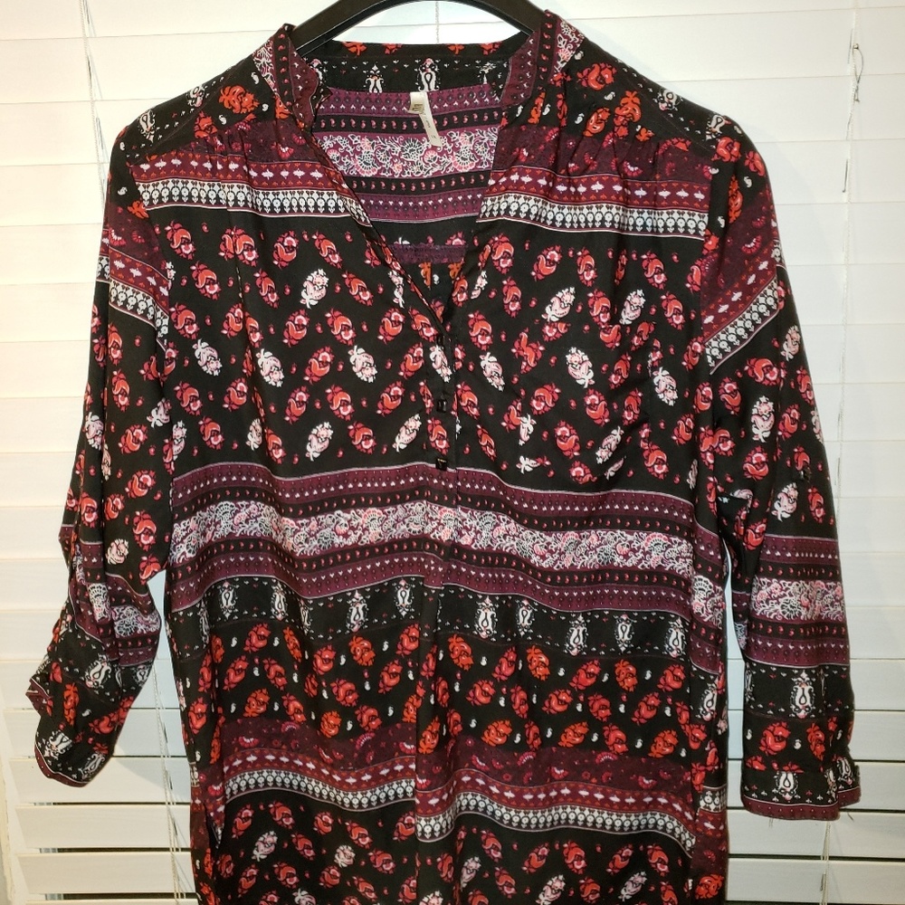 Top with rose designs